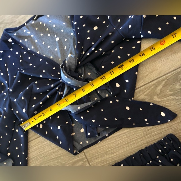 Shein|Satin Navy polka dot two piece SET, shorts & crop top•••Self tie crop top - Picture 14 of 15